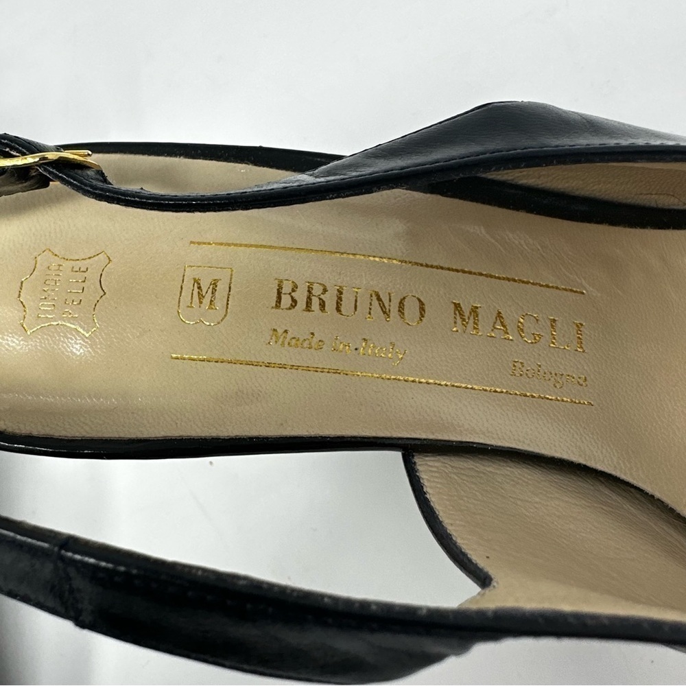 Vintage Bruno Magli for Saks Navy Leather Slingback Heels size 9 1/2 B - Picture 4 of 8